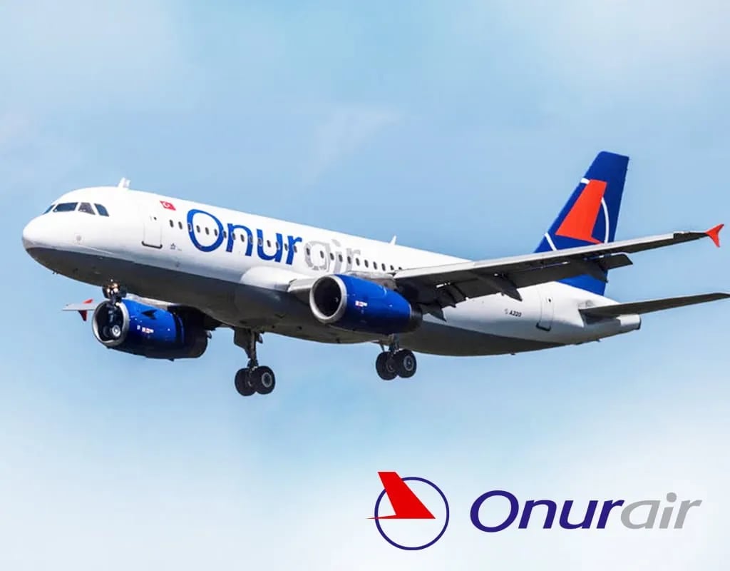 Onur Air yolcu uçağı inişte