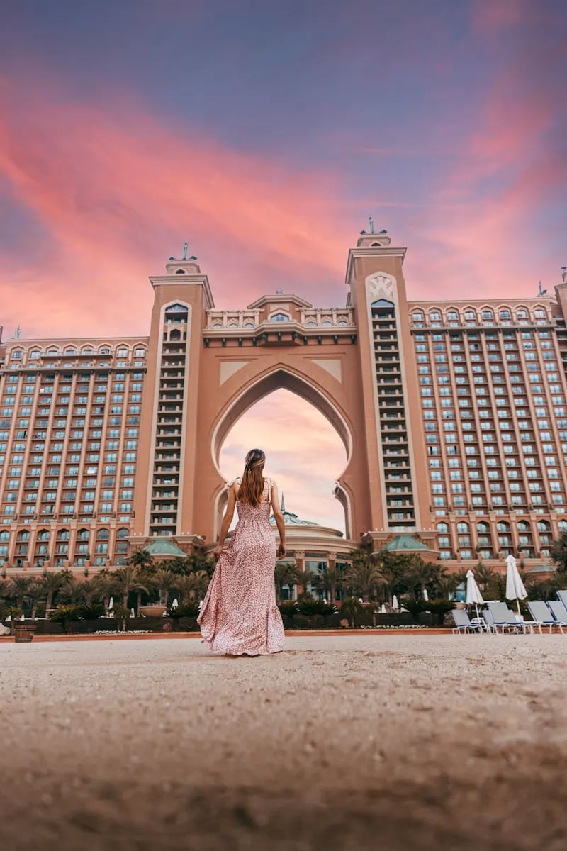 Atlantis The Palm otelinin kemerli ana cephesi, Dubai