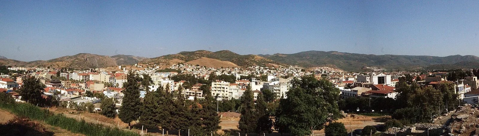 Selçuk; Selcuk seen from Ayasoluk