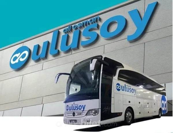 Ulusoy otobüsü ve şirket logosu