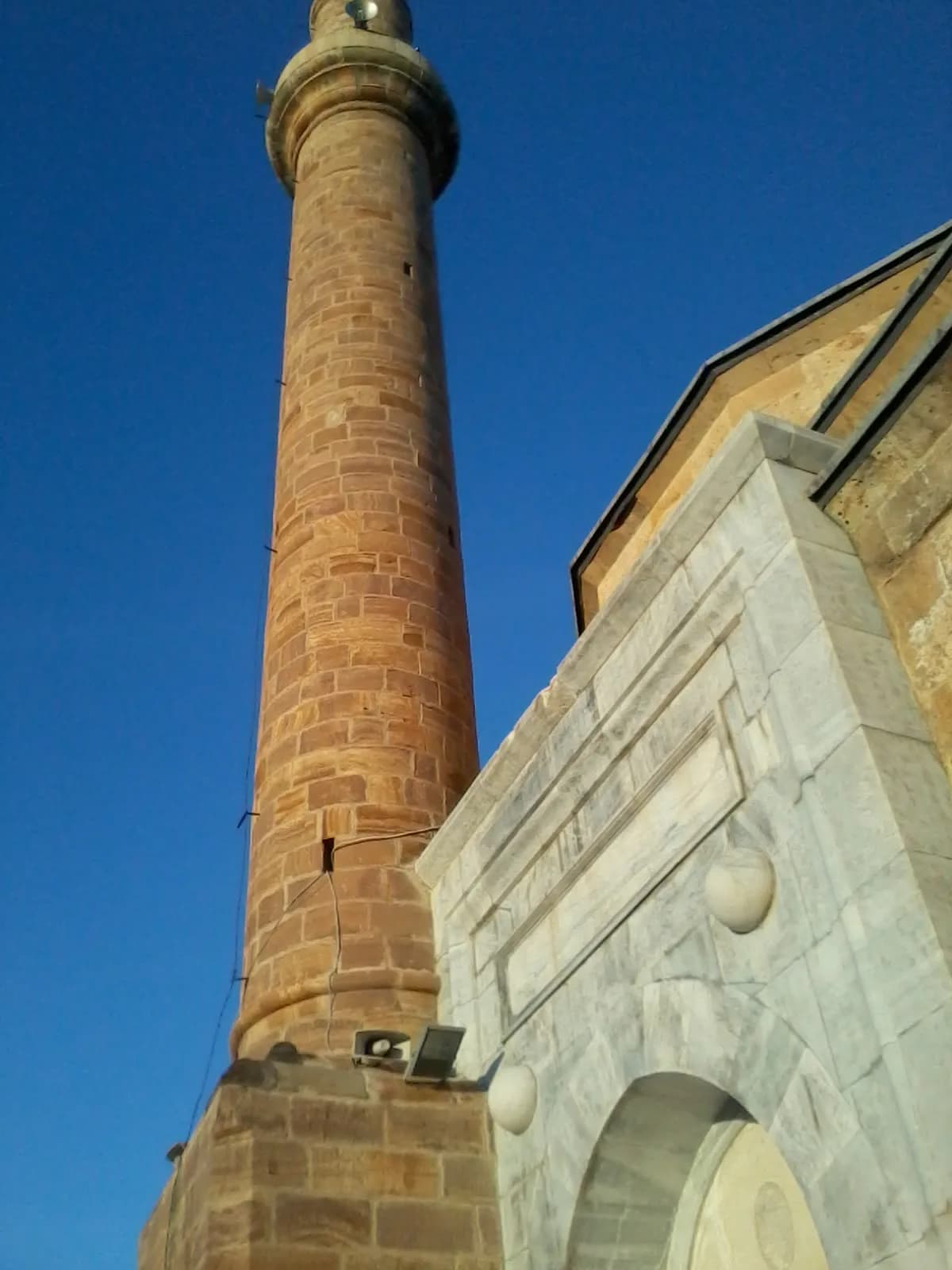 Ahi Evran-ı Veli Camii ve Türbesi
