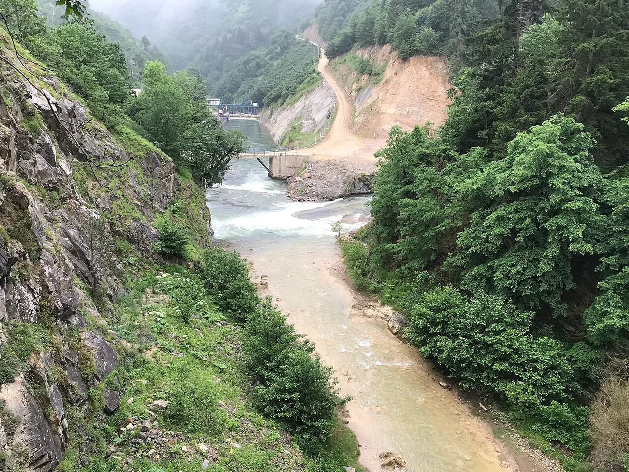 Aksu Çayı Vadisi (Dereli)