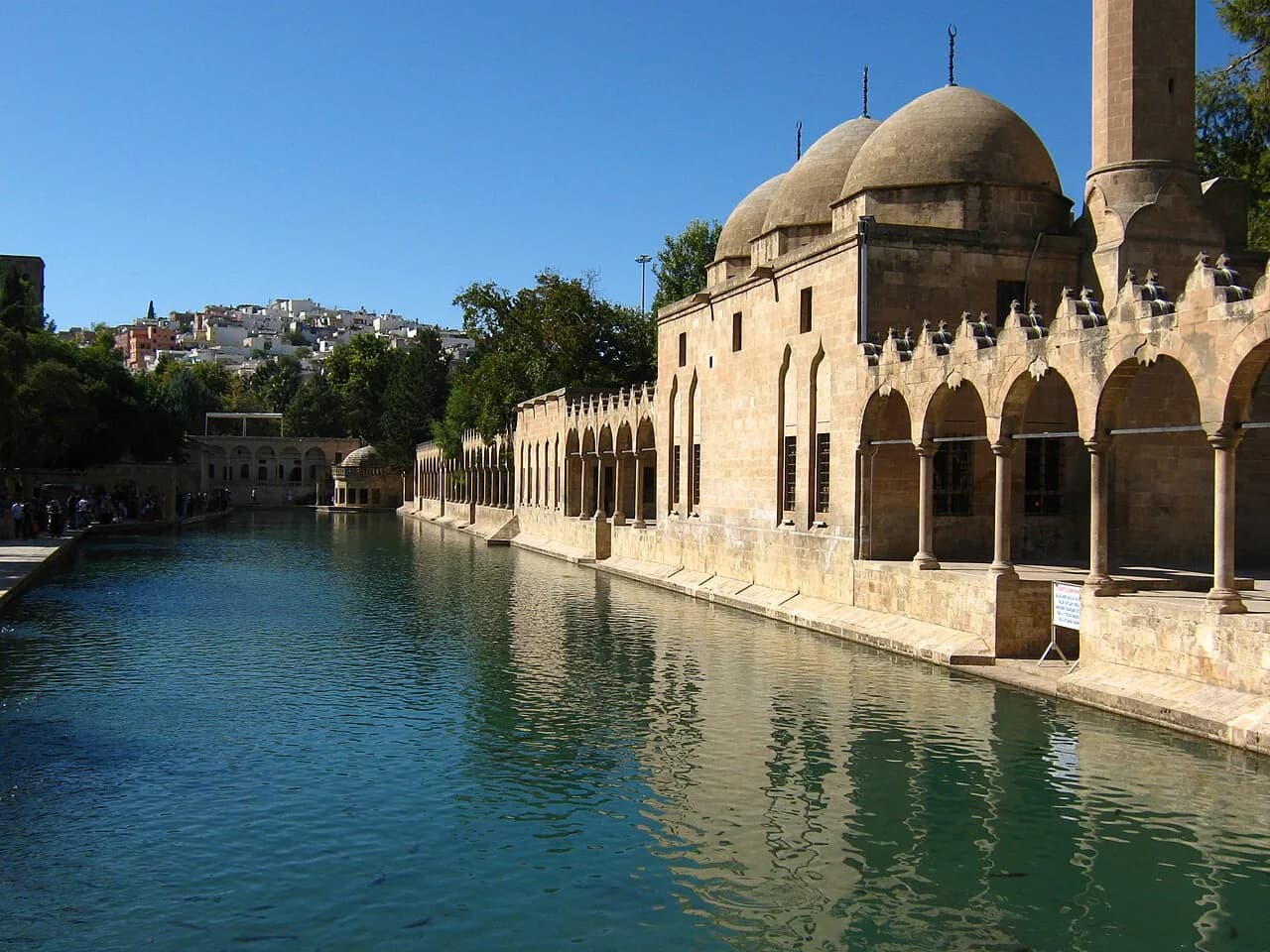 Balıklıgöl (Kutsal Göl)
