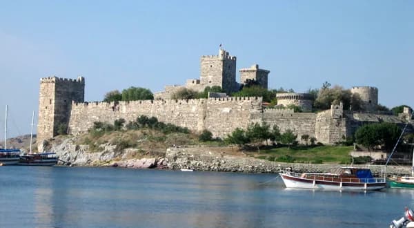 Bodrum Kalesi (St. Peter Kalesi) & Sualtı Arkeoloji Müzesi