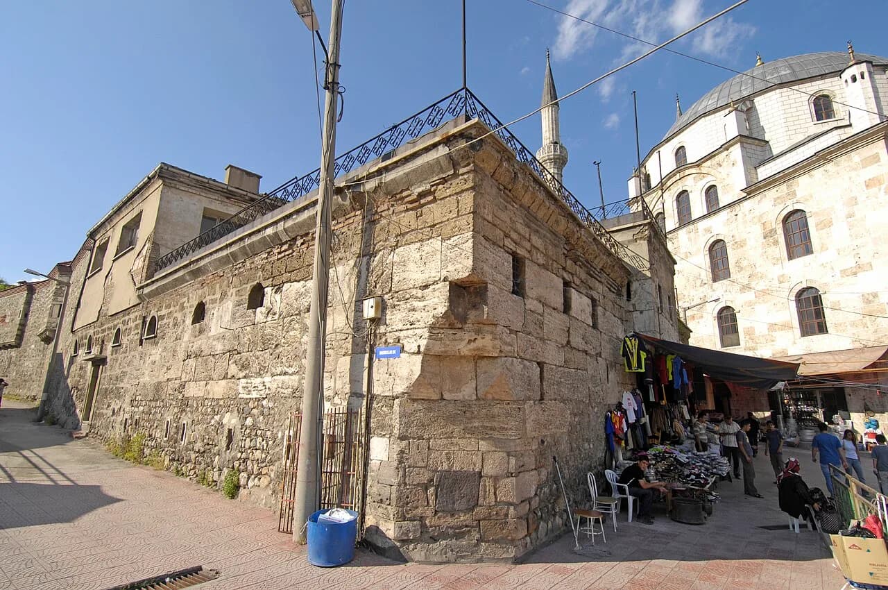 Bolu Beyazıt Camii (1382)