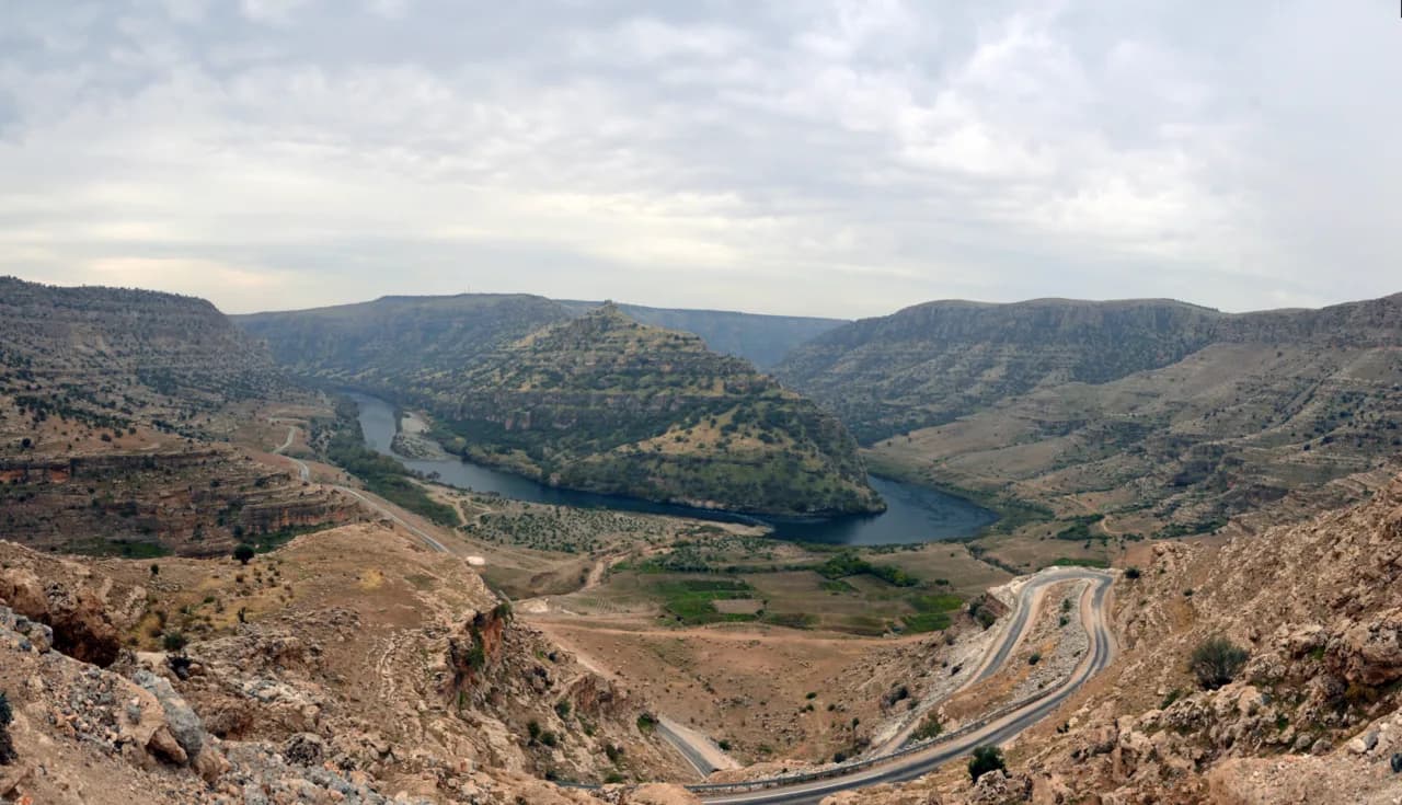 Cehennem Deresi (Güçlükonak)