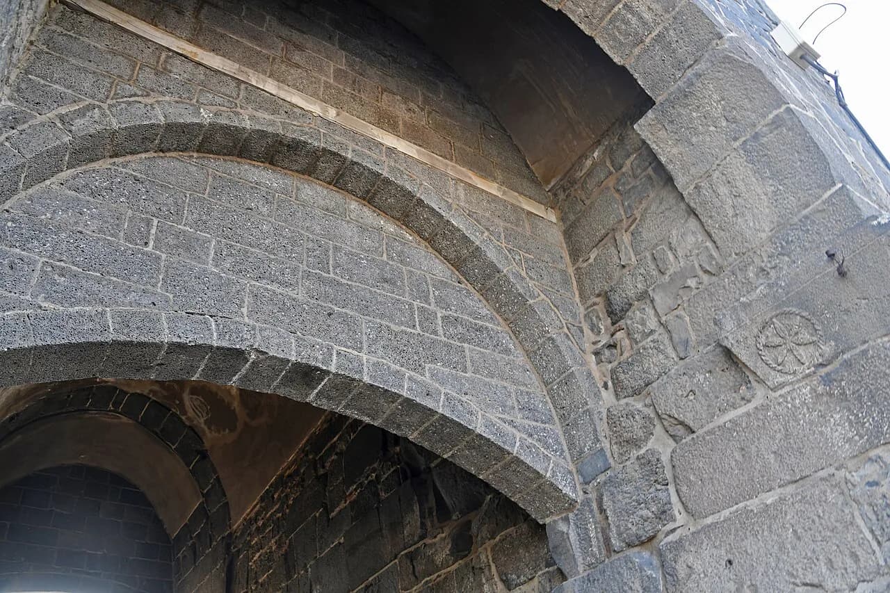 Diyarbakır Surları & Mardin Kapı (UNESCO 2015)