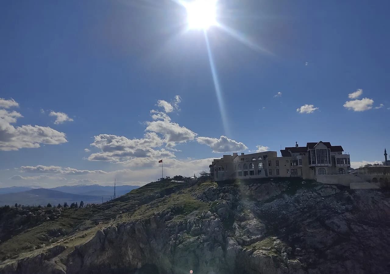 Harput Kalesi (MÖ 9. yy Urartu)