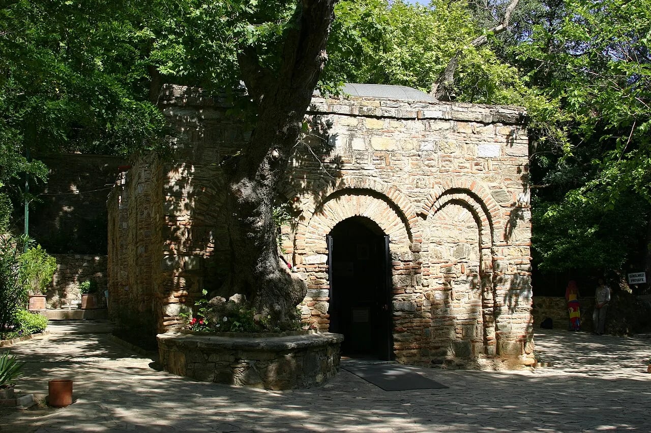Meryem Ana Evi (Bülbül Dağı)