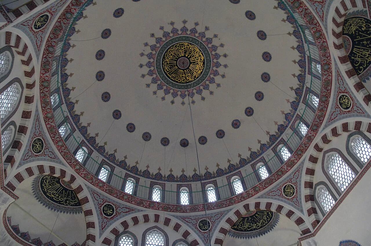 Pertev Paşa Camii (Mimar Sinan)