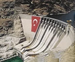 Karakaya Baraj Gölü