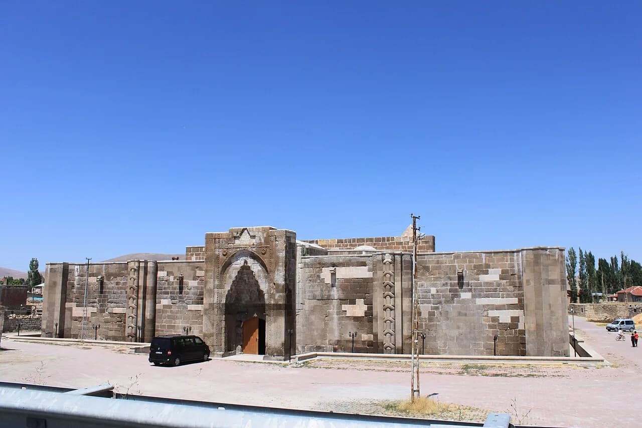 Karatay Han