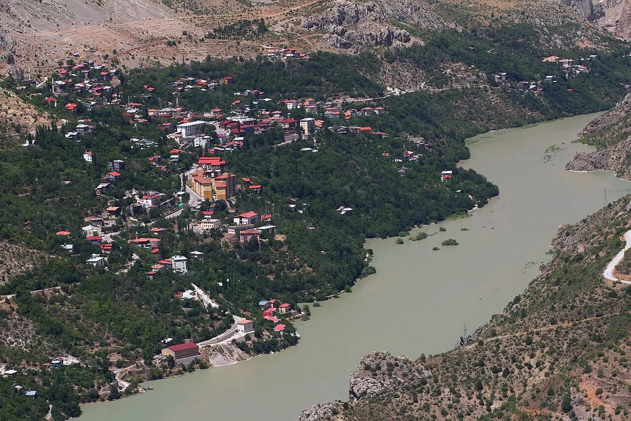 Kemaliye (Eğin) Tarihsel Kasabası