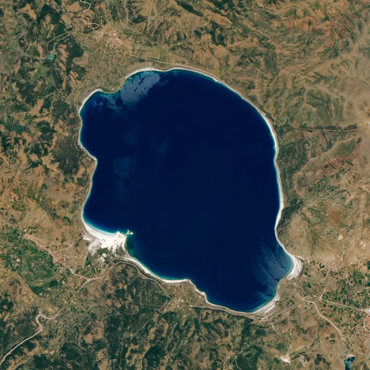 Salda Gölü (NASA-Mars Analog Beyaz Hidromanyezit)