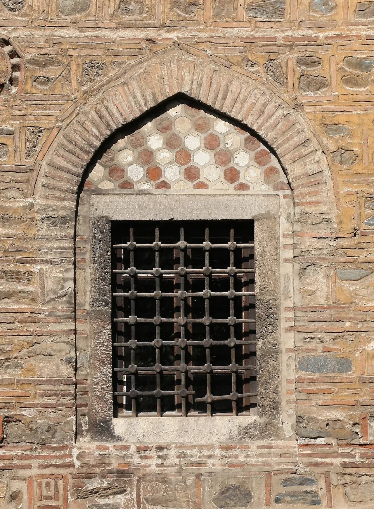 Muradiye Külliyesi (1426)