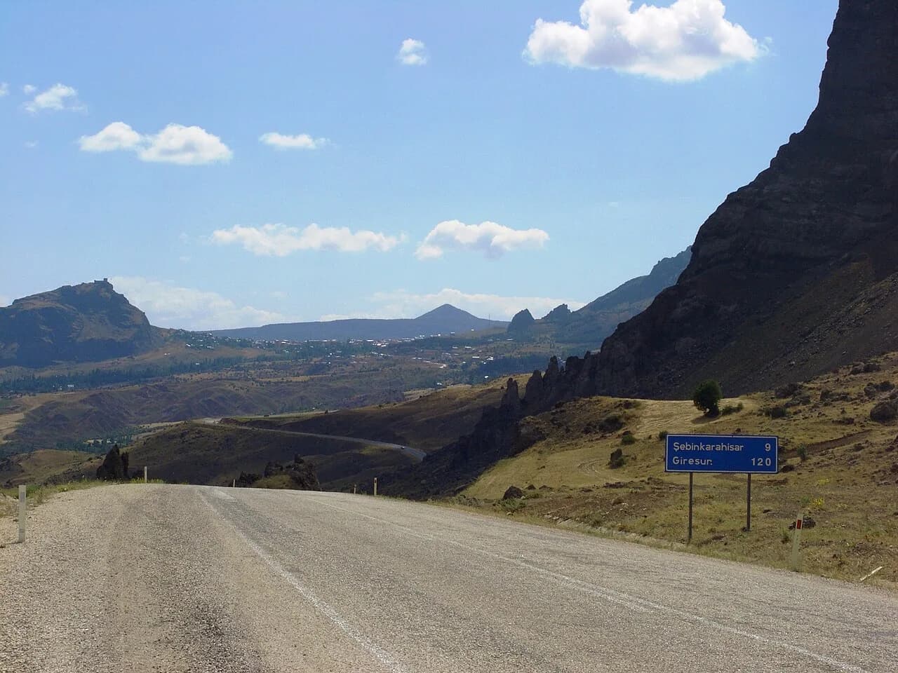 Şebinkarahisar (1.300 m)