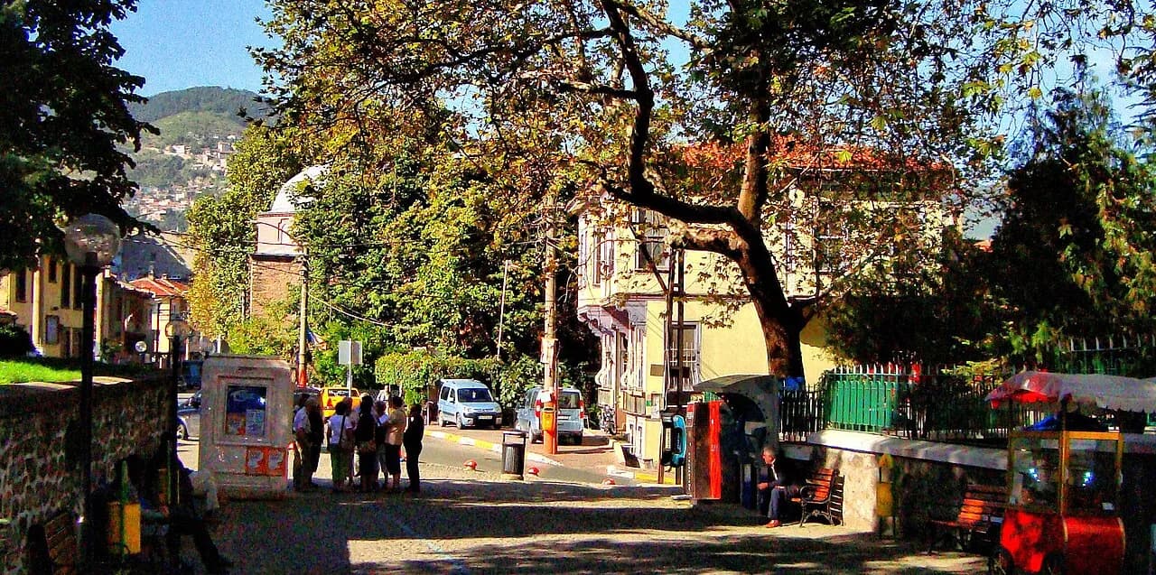 Yeşil Camii ve Yeşil Türbe (1419-1421)