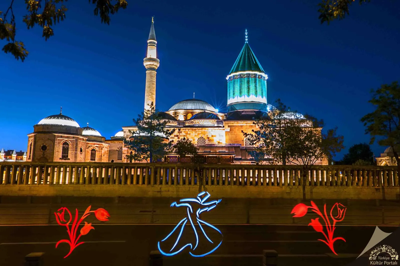 Konya Mevlâna Müzesi ve Kubbe-i Hadra